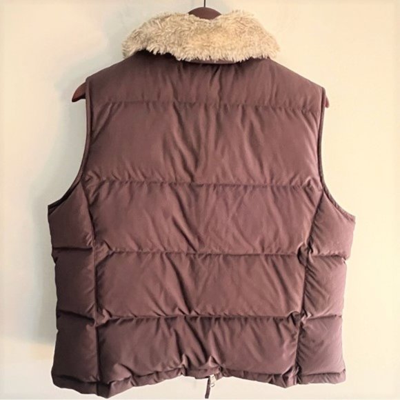 L.L. Bean Goose Down Filled Puffer Vest Removable Faux Fur Collar Size L - Picture 13 of 13